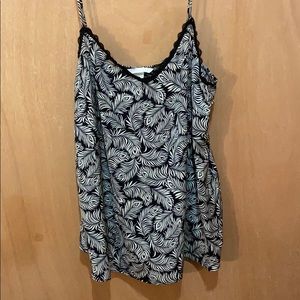 Bran new h and m tank top